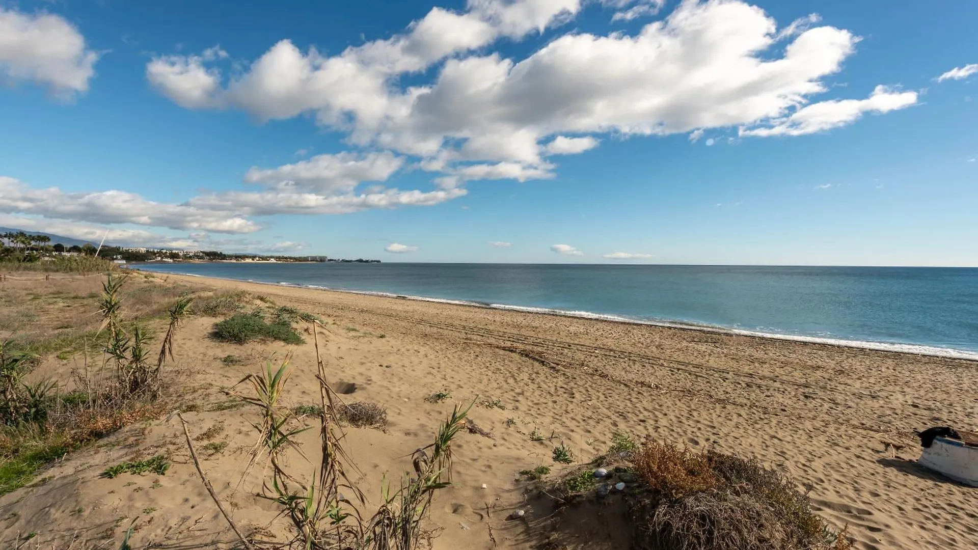 Afrodite Apartment - Frontline Beach Estepona