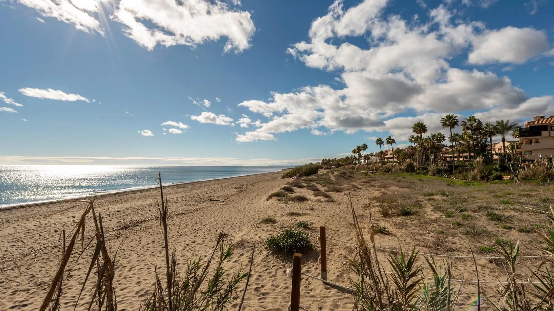 Afrodite Apartment - Frontline Beach Estepona 0*,