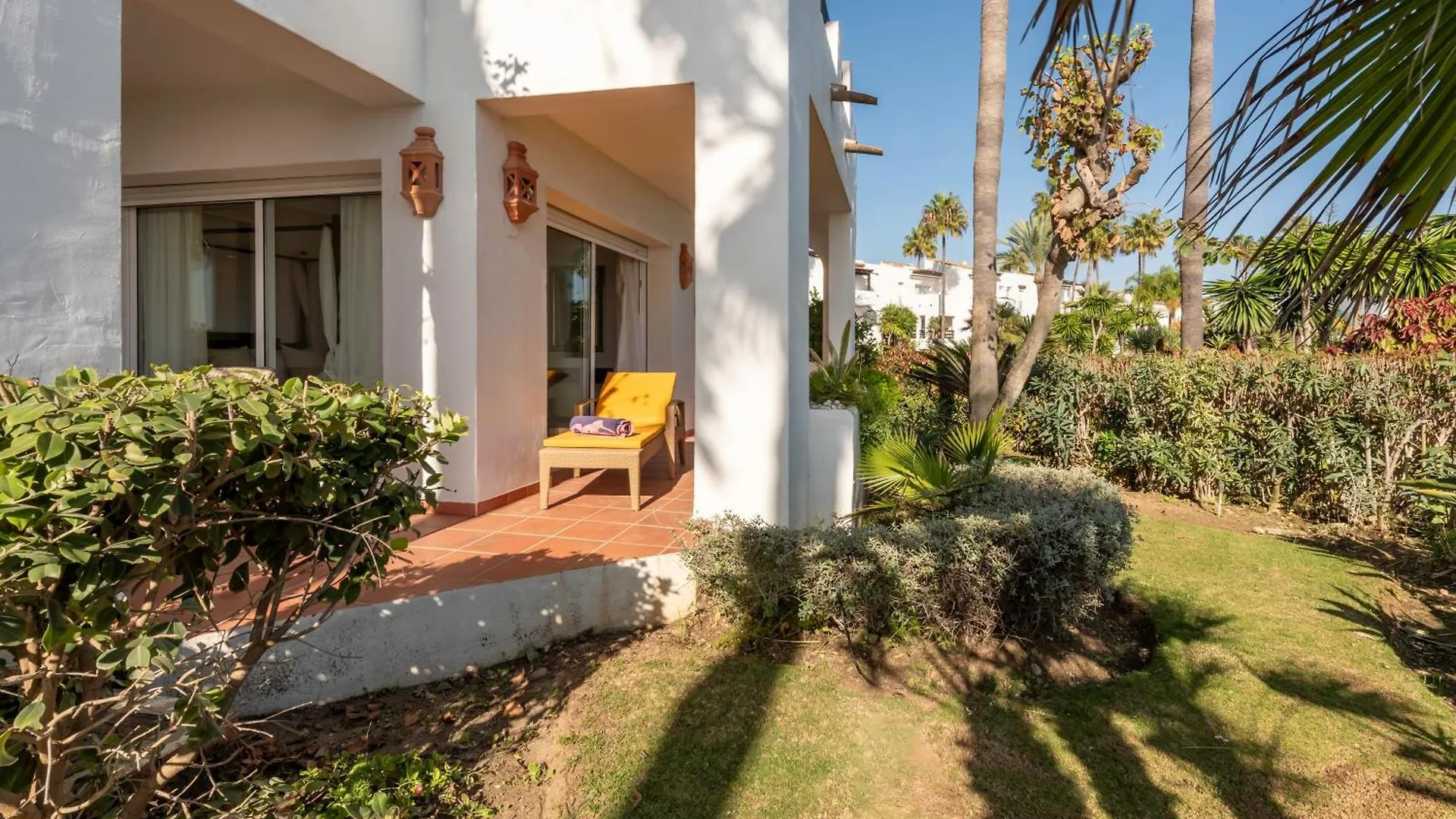 Afrodite Apartment - Frontline Beach Estepona 0*,