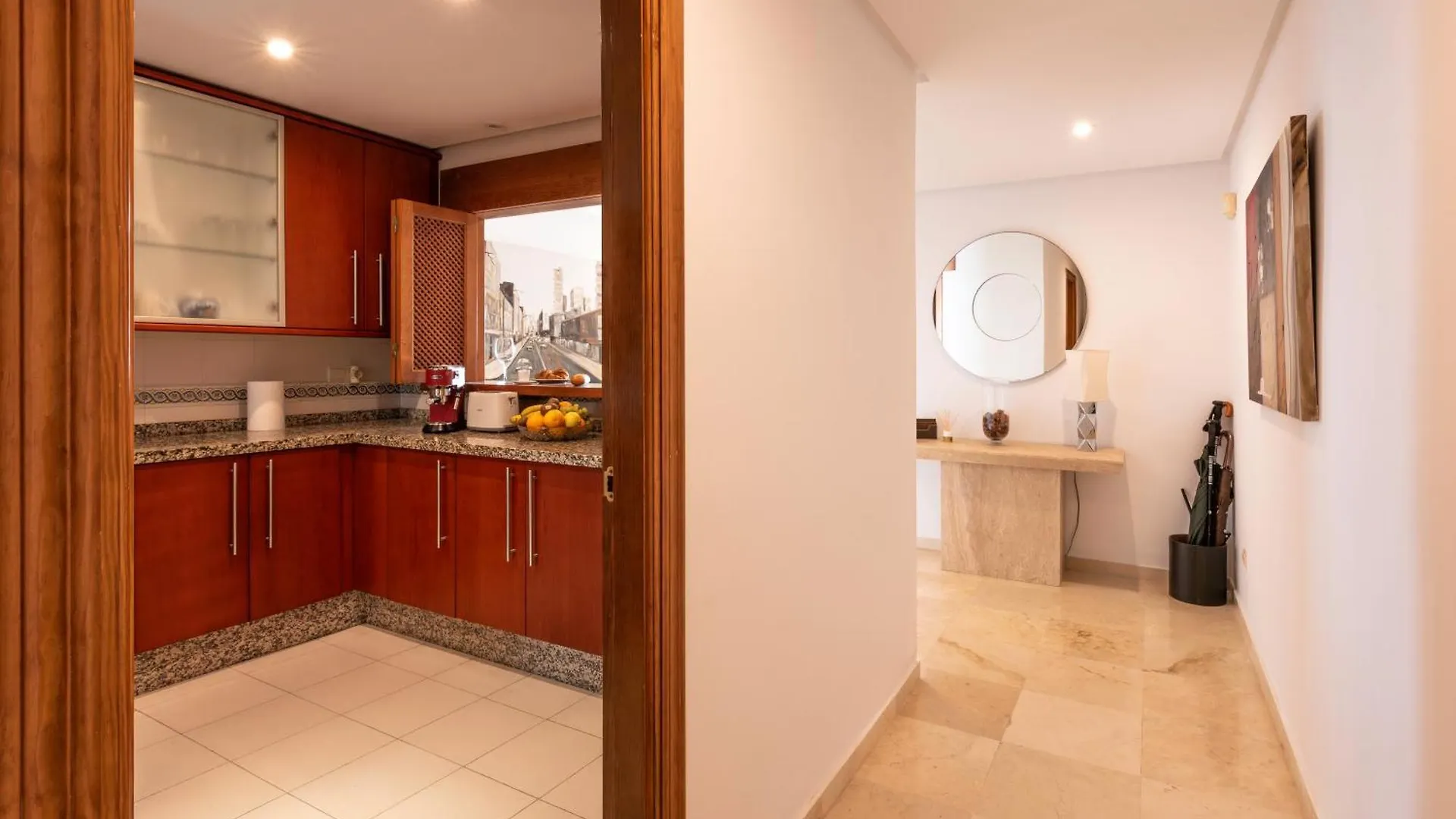 Afrodite Apartment - Frontline Beach Estepona