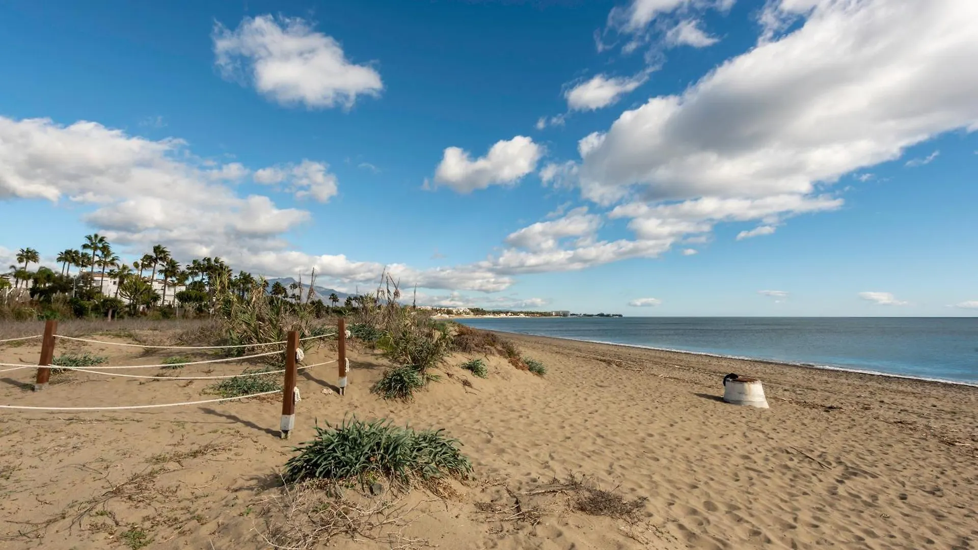 Afrodite Apartment - Frontline Beach Estepona 0*,  Spain