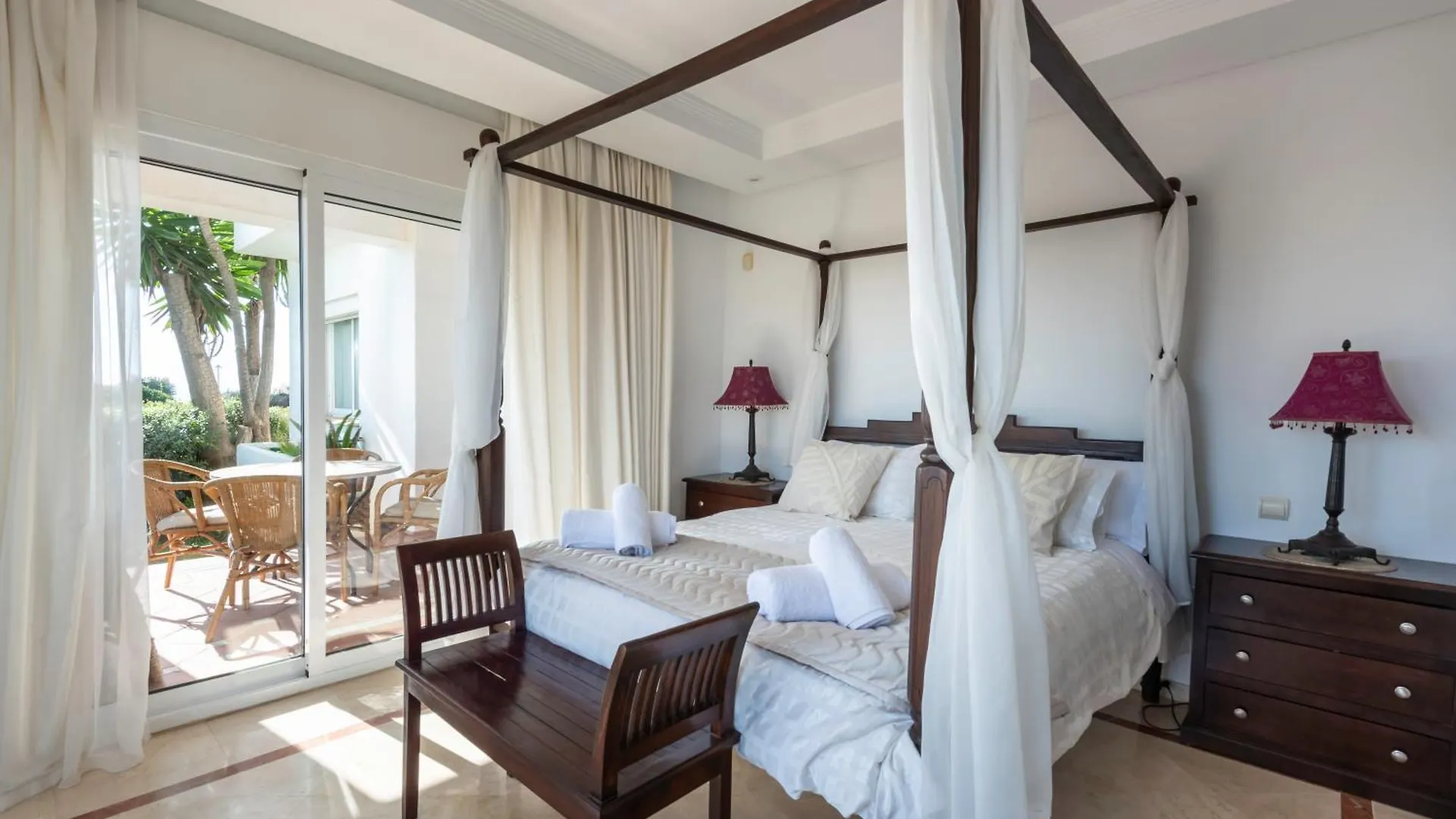Afrodite Apartment - Frontline Beach Estepona